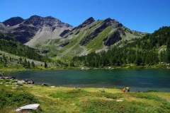 Il-Lago-dArpy-e-uno-splendido-lago-alpino-6