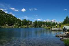 Il-Lago-dArpy-e-uno-splendido-lago-alpino-8