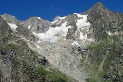 Rifugio-Walter-Bonatti-UnOasi-Alpina-nella-Val-Ferret-3