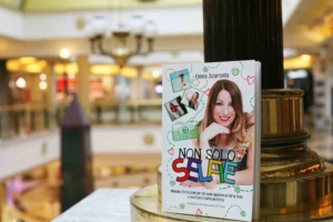 “Non solo Selfie” della blogger Elenia Scarsella