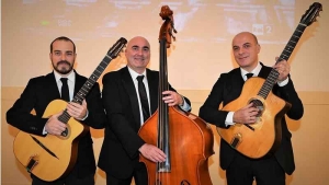 Alexanderplatz Jazz Club “Gypsy Jazz Trio”,