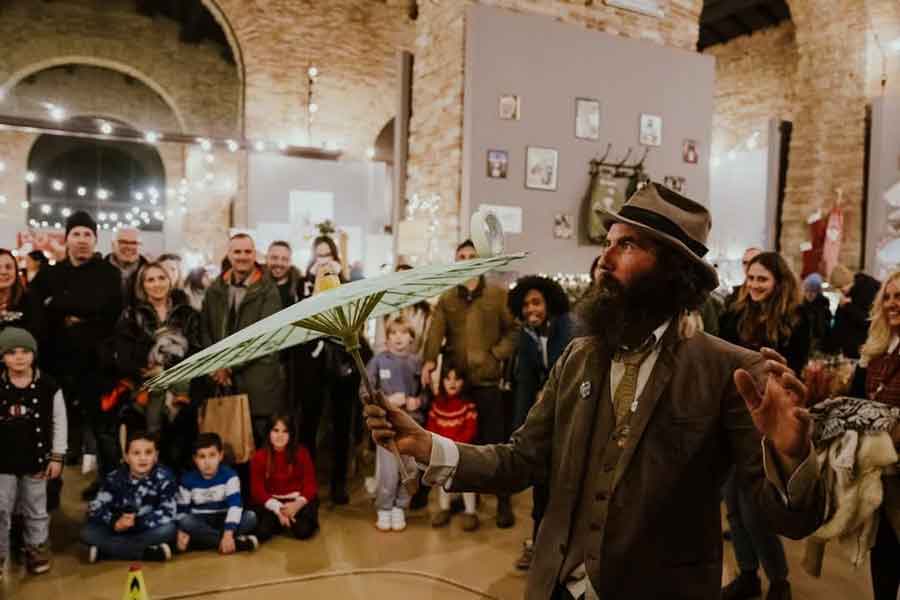 Natale in Allegria Chien Barbu Mal Rasè. artista distrada