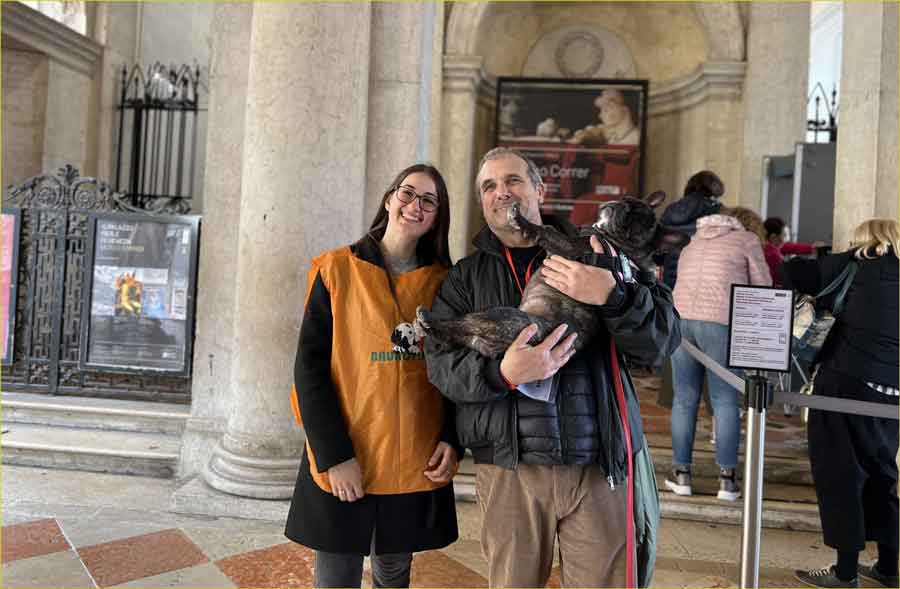 Dogs & Museum Road Show felici di farsi fotografare